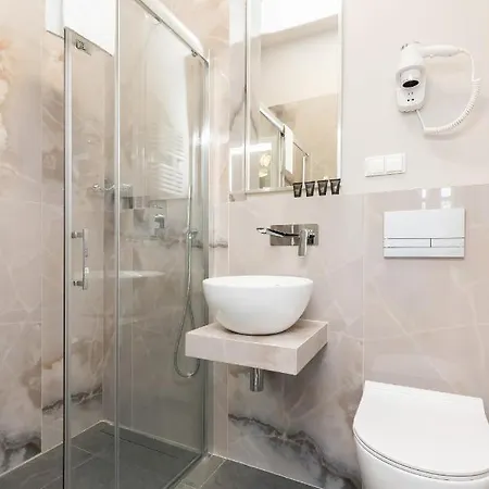Rivoli By Renters Apartament
